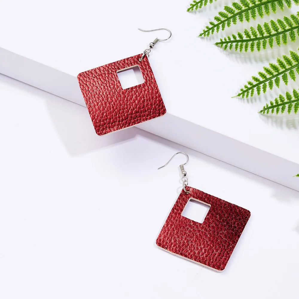 Rinhoo 1 пара Красочные Простые полые геометрические квадратной формы кожаные Висячие серьги для женщин модные ювелирные изделия подарок