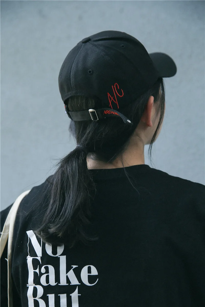 New Fashion Black Hat Women Korean Couple Hip Hop Baseball Caps Men Sun Hat Student Cap Gorra Hombre Snapback Embroidery 2020    (18)