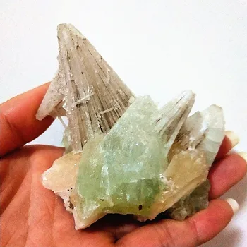 

Beautiful specimens of the crystal and Fisheye mineral specimen with natural energy healing stones
