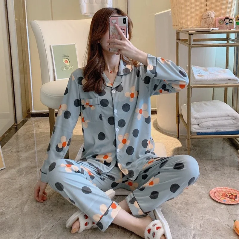 Рисунок 2 - Осенняя Пижама, Женский пижамный комплект