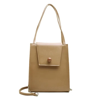 

Women's Vintage Chain Shoulder Bag Large Capacity Rectangular PU Leather Handbag