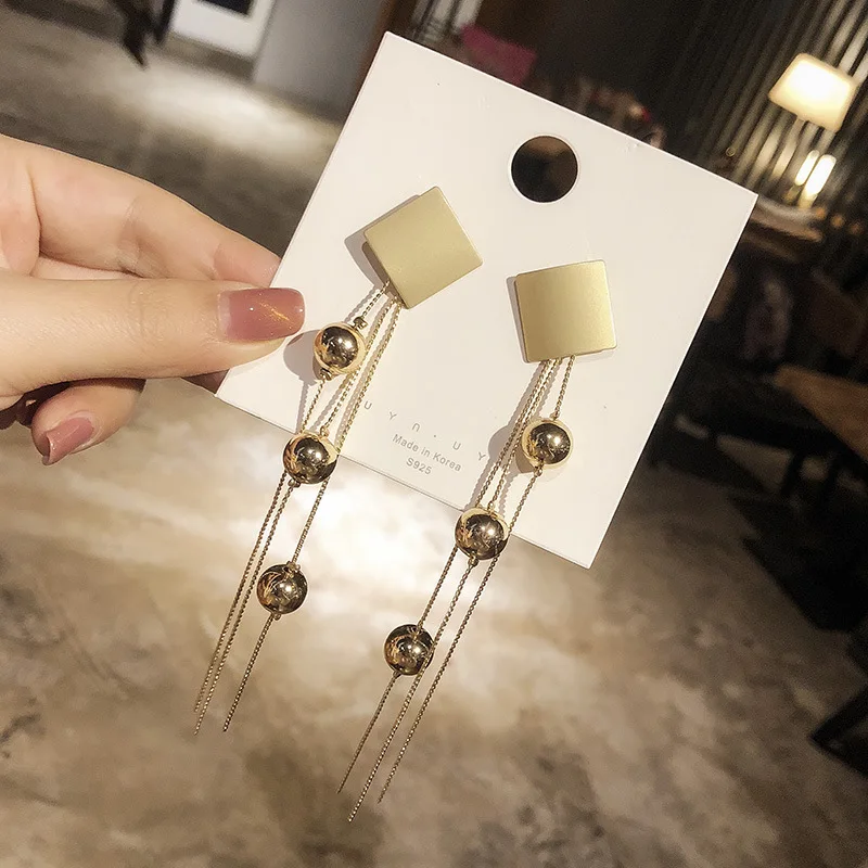 

WOMEN brand Dangle gold color metal Beads Ball Elegant Large Earrings Long Design Vintage Tassel Drop Dangle Earrings