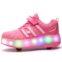 Новинка весны для маленьких мальчиков и девочек Tide Street роликовых коньков Детская Открытый Светодиодный проблесковый маячок обувь Дети роликовых коньках обувь с двумя колесами