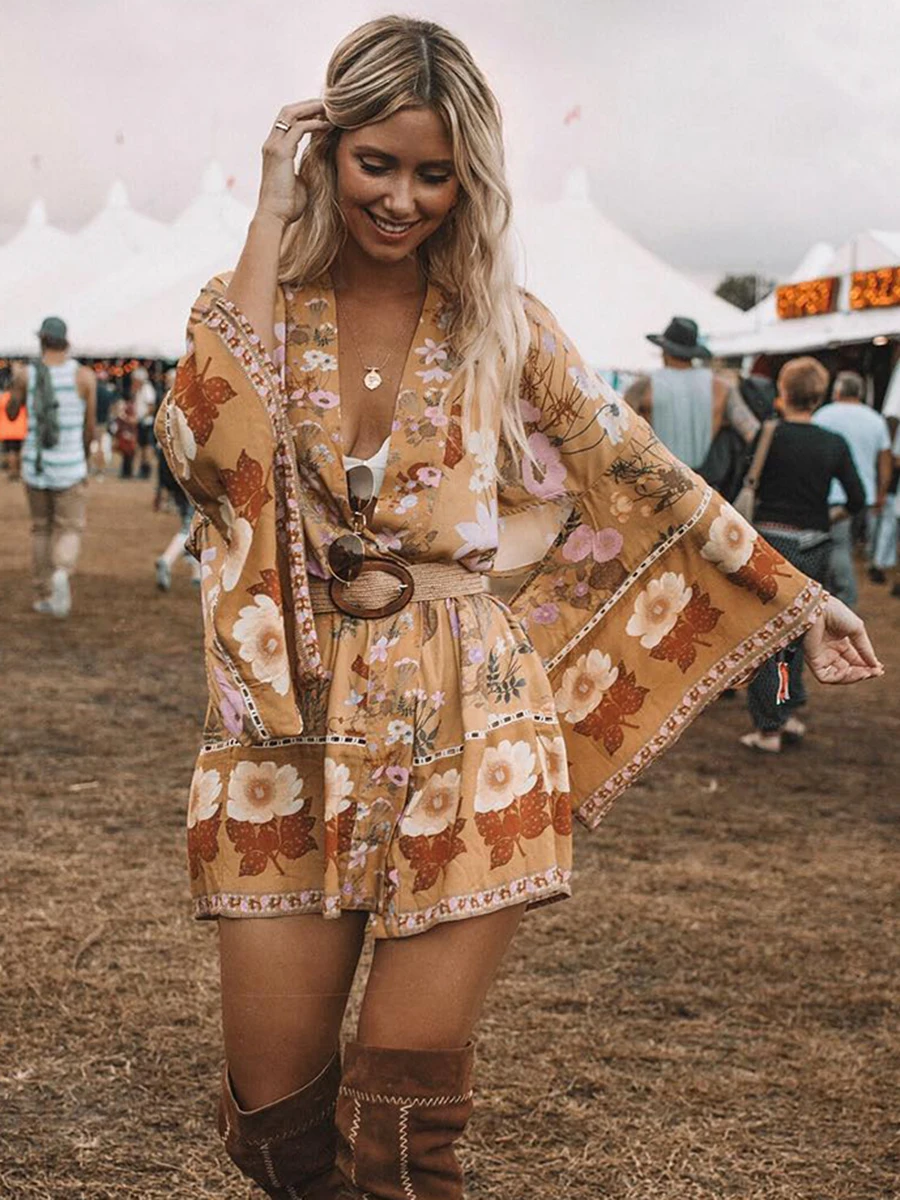 

2019 Autumn Wild Bloom Short Kimono Wide Sleeve Tie Belt Loose Cardigan Jacket Top Hippie Boho Beach Top Blusa Women Cardigans