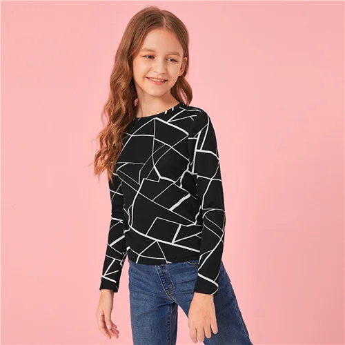 Черный SHEIN Kiddie Black Geometric Print Kids Casual T-Shirt Teenager Clothes Autumn Long Sleeve Basic Tops And Tees For Children - Цвет: Черный