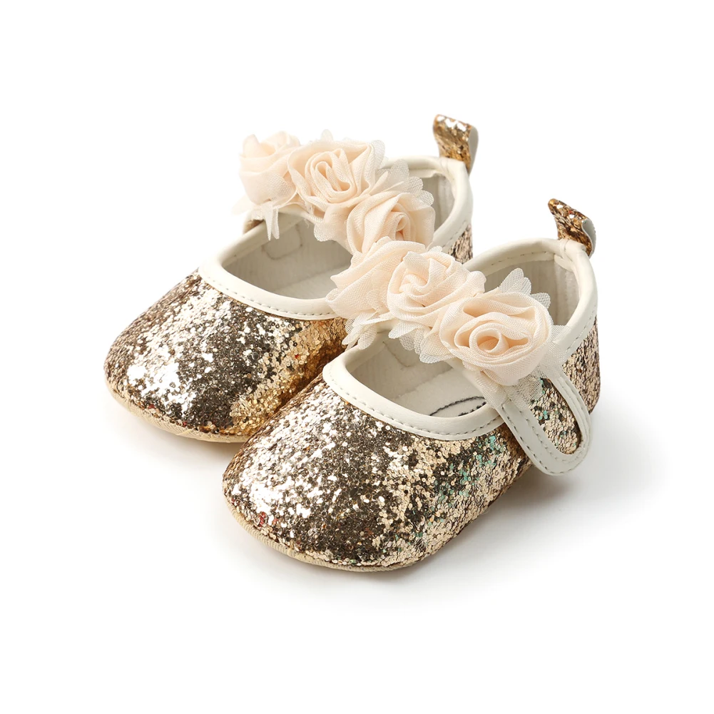 Обувь для новорожденных девочек; обувь с блестками и объемным цветком; мягкая подошва; нескользящие кроссовки на плоской подошве; обувь принцессы для свадебной вечеринки