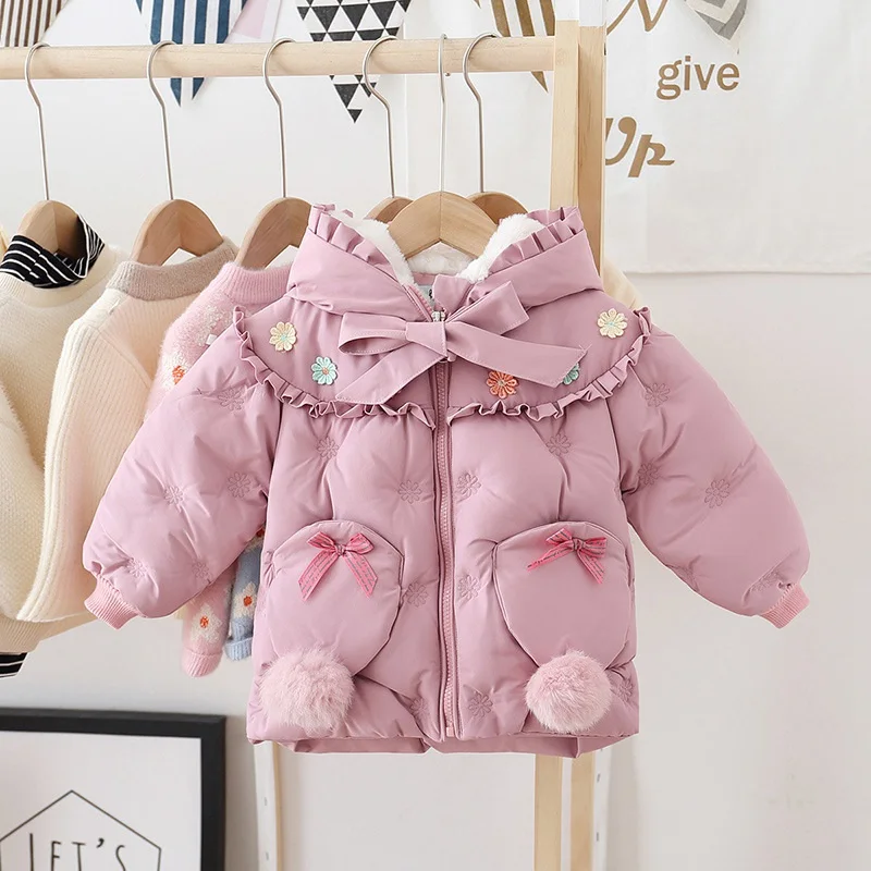 Pink Зимние парки из плотного бархата для девочек; пальто принцессы с цветочным рисунком и помпонами; теплая верхняя одежда с капюшоном для маленьких детей; Casacos; S10254 - Цвет: Pink