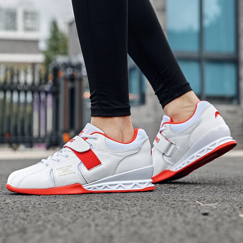 The cow leather Weightlifting Shoes Men's Squat Deadlift Shoes Women‘s Gift Elastic Band Gym Training Bodybuild