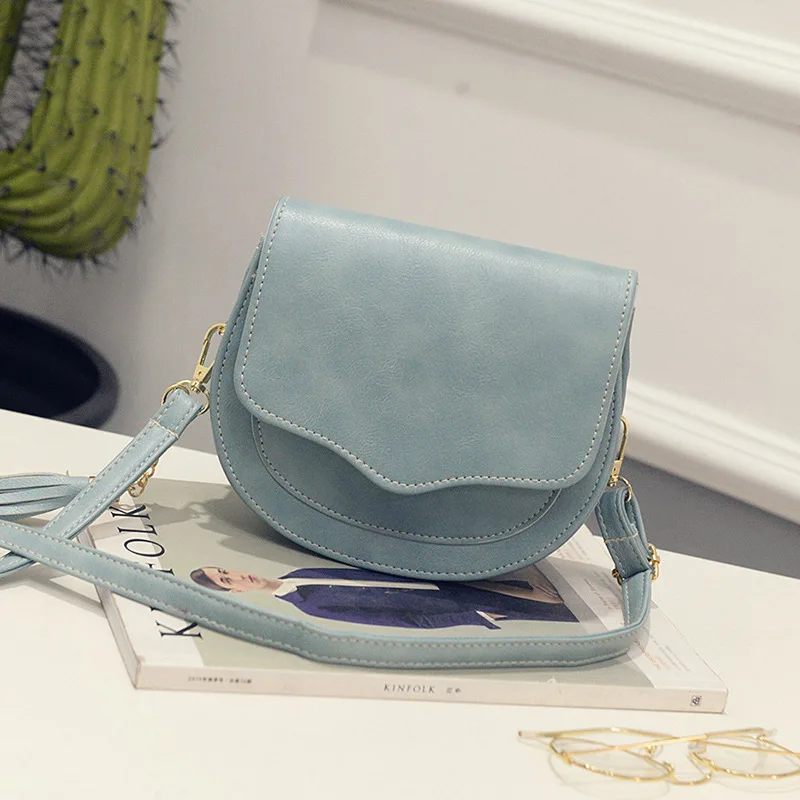

New Style Semi-Circular Stereotypes Shoulder Bag