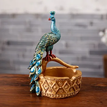 

[MGT]Resin Craft Peacock Statues For Decoration Colorful Peacock Statue Ashtray Creative Home Decoration Animal Ashtray