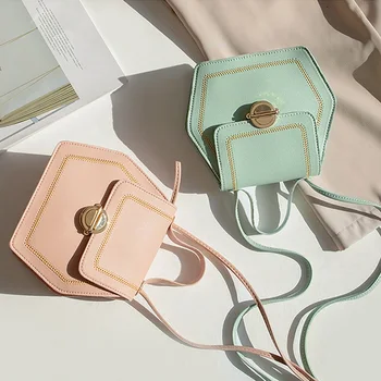 

Women's Bag 2020 Korean Fashion Shoulder Messenger Bag Practical Insert Lock Small Square Bag Simple Phone Coin Purse