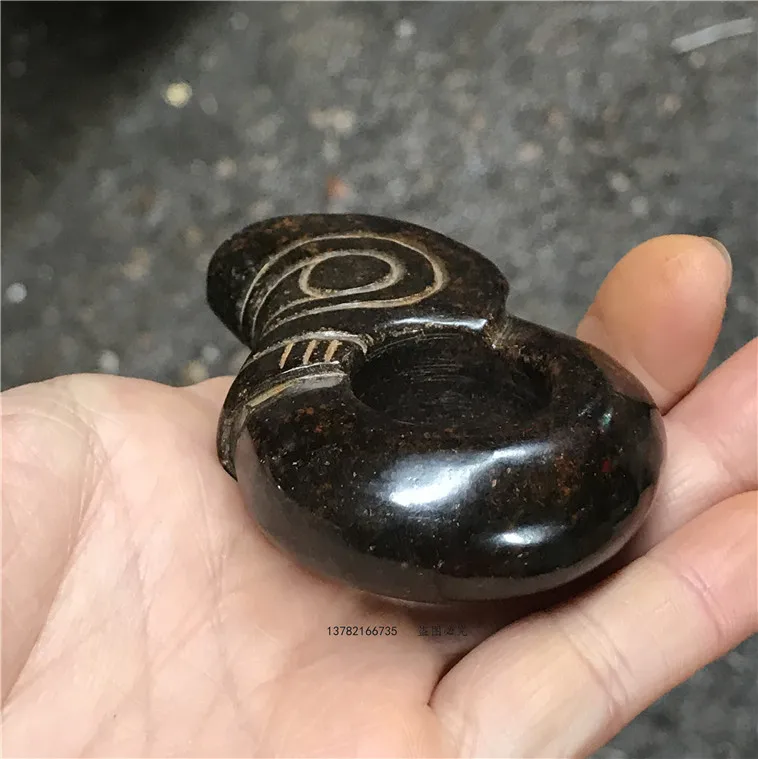 

Magnetite magnet black iron meteorite jade pig dragon anti-evil body protection handlebars
