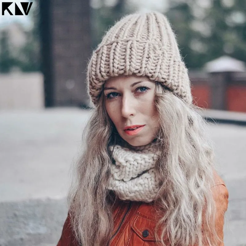 KLV зимняя женская вязаная шапочка, шапка, осенняя, ручная работа, теплая, мягкая, толстая, плотная, карамельный цвет, вязаная крючком, теплая шапка с манжетами