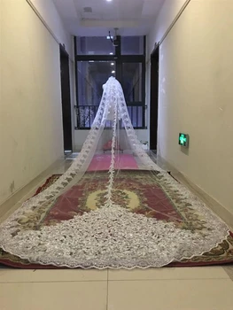 

Bling Bling Sequins Beads Cathedral Bridal Veils Appliques Lace Edge Crystals 1T With Comb Attached Long 5 M Wedding Veil