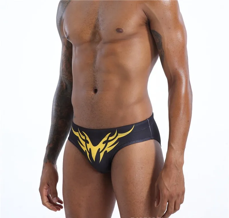 12-11805472139_608364187