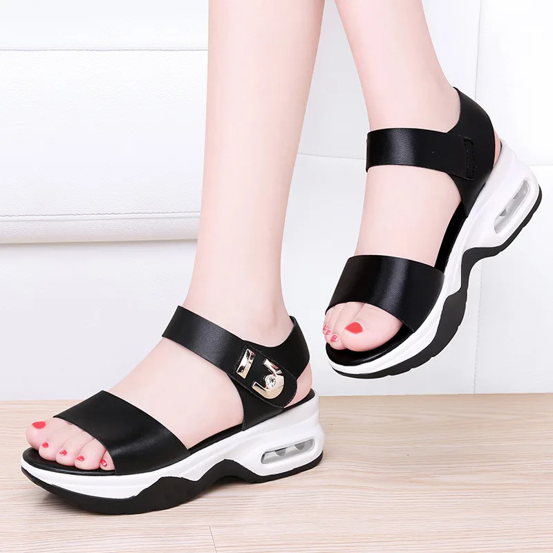 

White Flat Women's Peep-Toe Thick Bottomed Platform 2019 Fashion New Style Daily Life Summer Versatile Casual Sandals Shoes