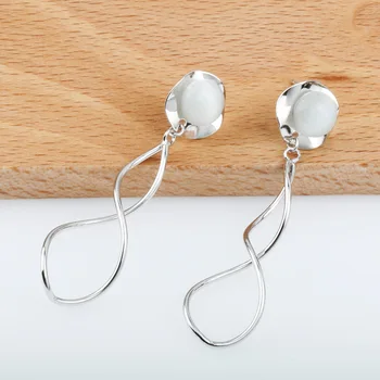 

MSWEIJIA High-grade s925 sterling silver figure 8 cat eye stud earrings exaggerated geometric round opal earrings for women