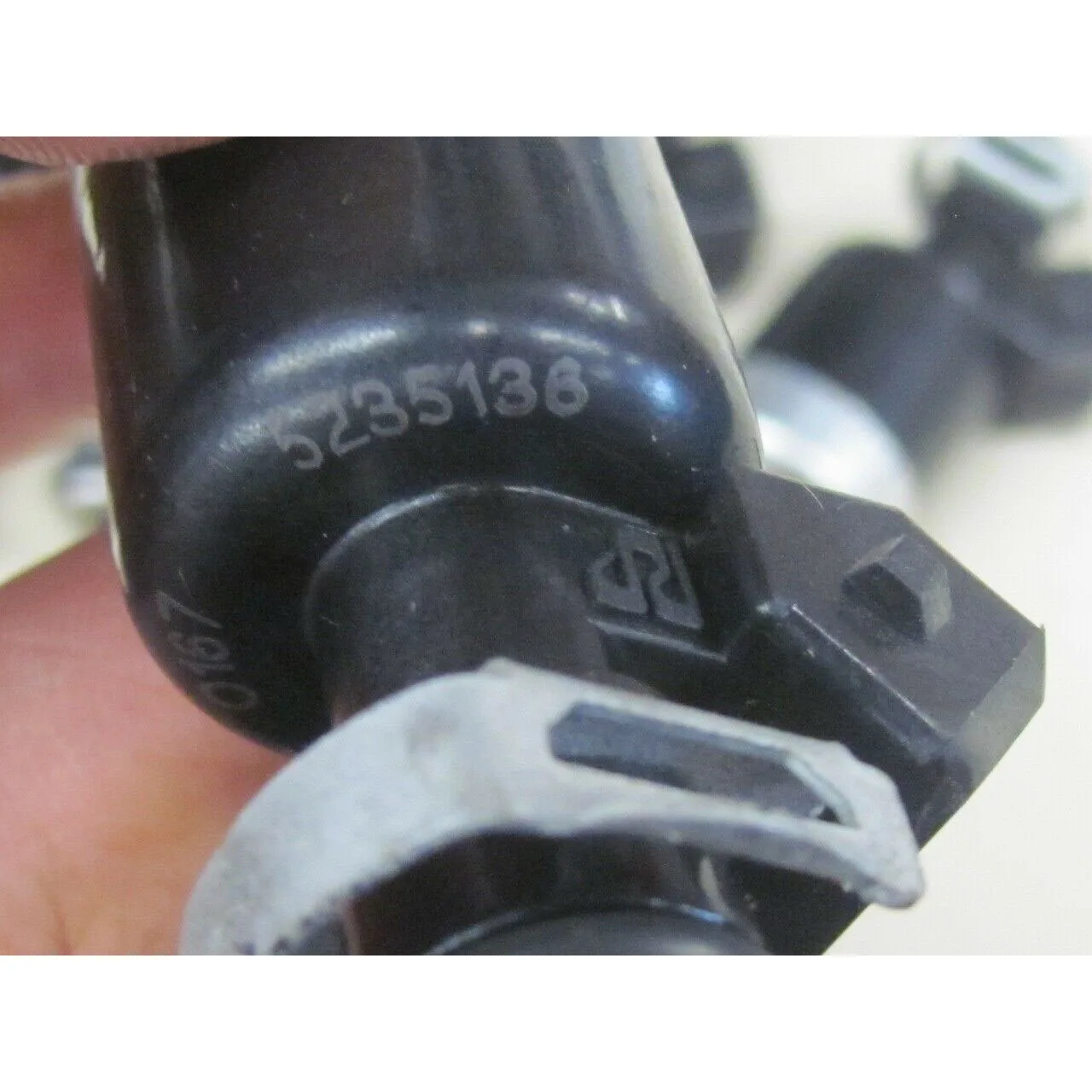 17089569 5235136 поток подобранный топливный инжектор Набор для Oldsmobile 86-93 Pontiac 85-93 Chevrolet 85-93 Cadillac 87-88 B uick 87-93