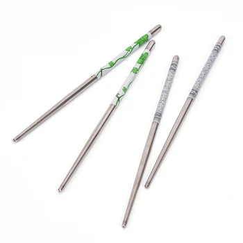 

5 Pairs Stainless Steel Non-slip Flower Pattern Reusable Food Chop Sticks Japanese Chopsticks Home Kitchen Table Supplies