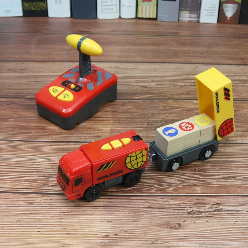 Пульт дистанционного управления паровозиком, Электрический паровозик, деревянный трек, паровозик для мальчиков и девочек, деревянный паровозик, маленький паровозик, детский игрушечный Паровозик - Цвет: TTO12-RED
