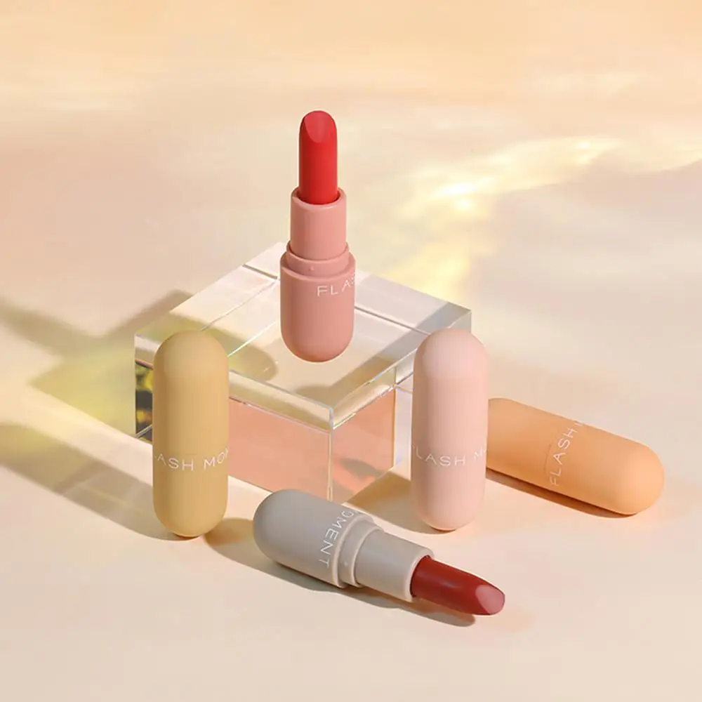 5-Color Lipstick Makeup Set Waterproof Long Lasting Make Up Red Lip Gloss Fruit-Scented Hydrating Lip Makeup Lip Stick 5-Color Lipstick Makeup Set Waterproof Long Lasting Make Up Red Lip Gloss Fruit-Scented Hydrating Lip Makeup Lip Stick