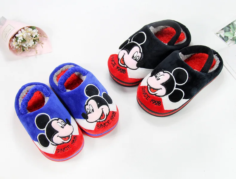 Disney/Детские хлопковые тапочки; коллекция года; Новинка; зимняя домашняя обувь для мальчиков и девочек; теплая хлопковая обувь на каблуке; обувь для родителей и детей; Микки