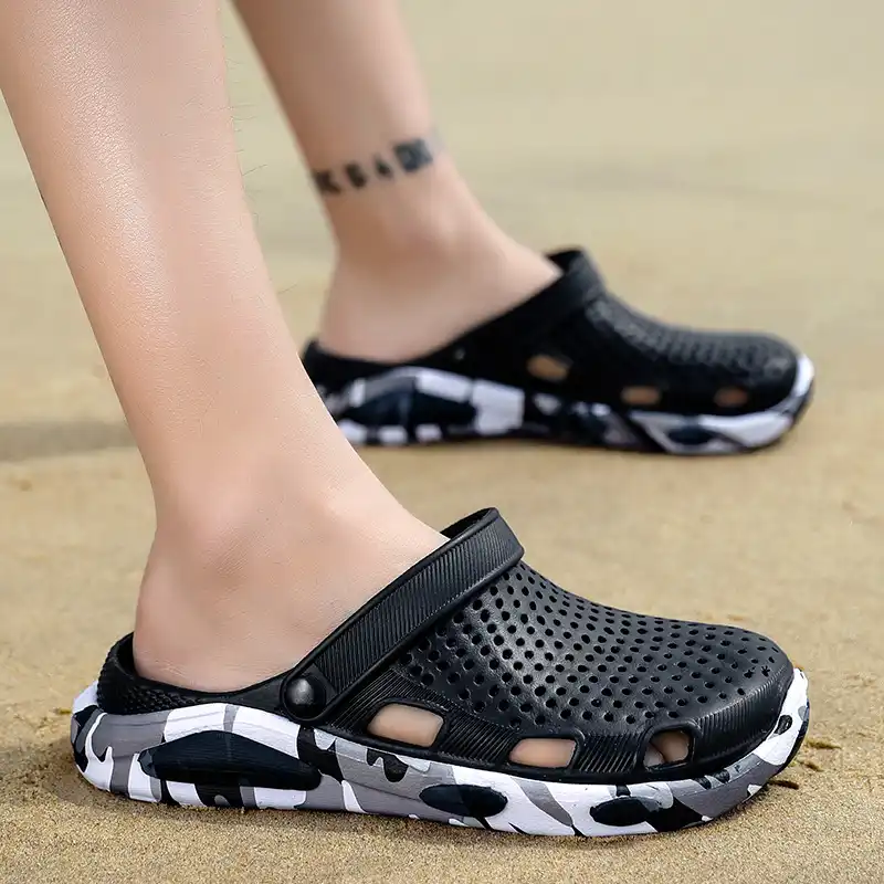 lightweight garden clogs