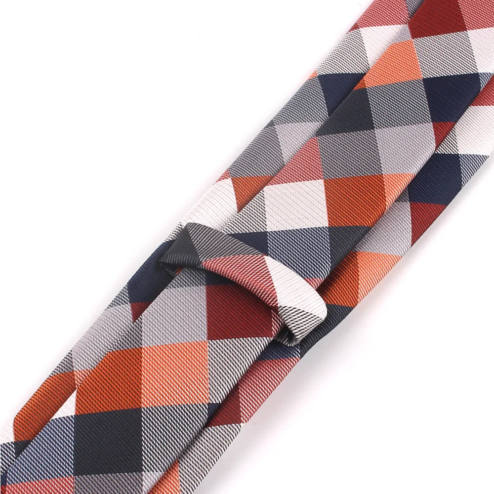 Рисунок 5 - Модные узкие мужские галстуки на шею