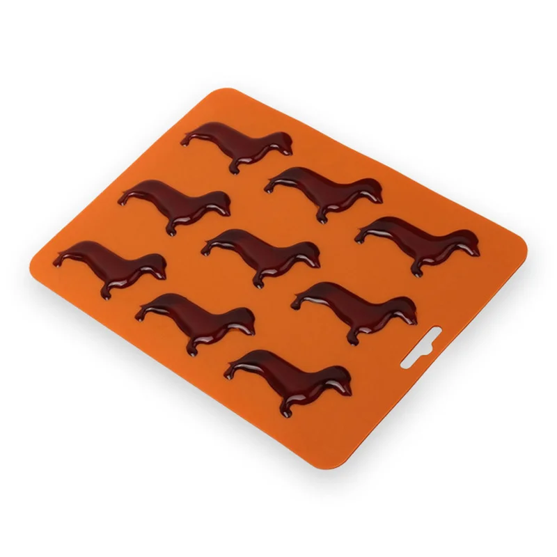 

9-Cavity Chocolate Cookie Mold Premium Silicone Dachshund Puppy Shaped Ice Cube Kitchen Gadgets DIY Home Ice Tray