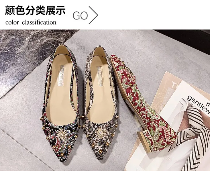 Обувь для показа; свадебные туфли; красная китайская обувь для невесты; Новинка года; обувь на низком каблуке с вышивкой; 3 см; обувь для беременных женщин