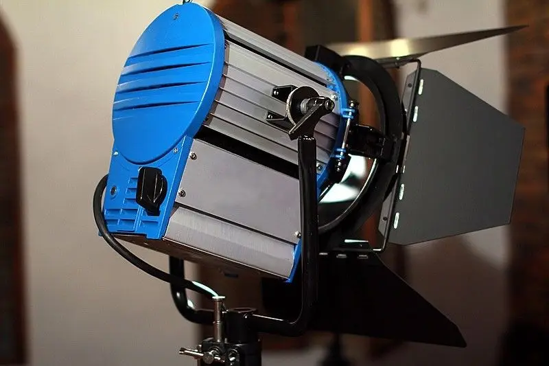 PRO 2000W Fresnel Tungsten Light Spotlight for studio video photo film  lighting