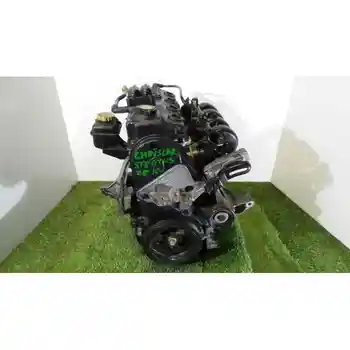 

84952 Full engine Chrysler Stratus Saloon (ja)