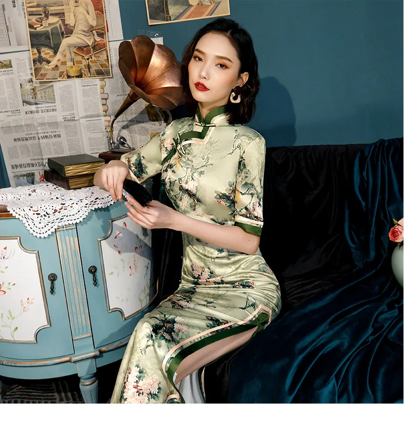 Sheng Coco Plus Size Silk Broadside Cheongsam Dresses Retro Printing Long Qipao Casual Green Ladies Chinese Cheongsam Dress 4XL