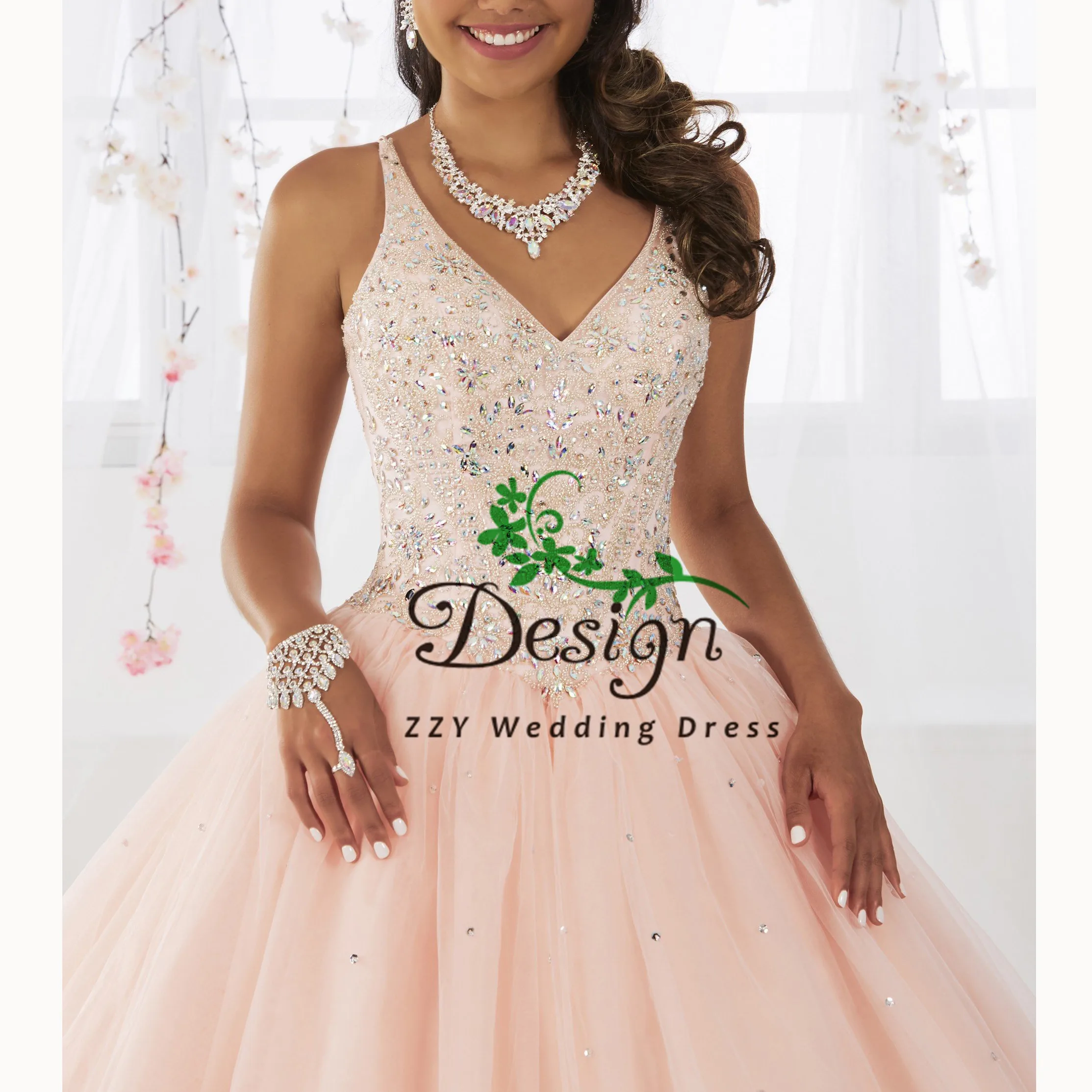 Розовый Vestidos De Quinceaneras платье-спагетти на бретельках с милым вырезом и розовыми тюлевыми кристаллами, винтажное Пышное Платье с аппликацией - Цвет: Розовый