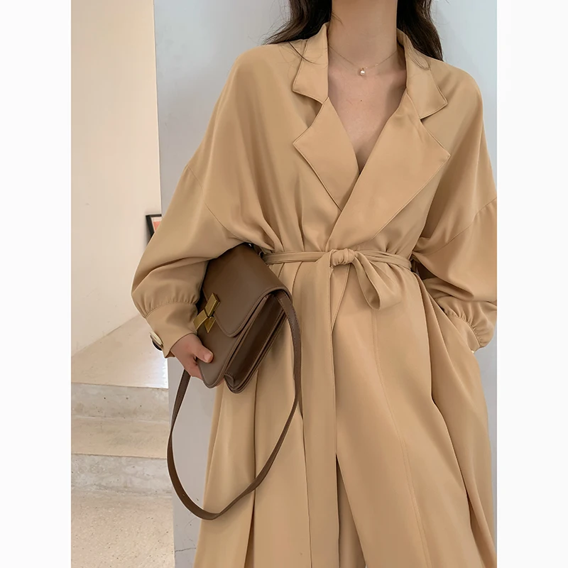 

2019 Autumn New High Fashion Trench Coat With Belt Classic Oversize Waterproof Raincoat Loose Outerwear High Quality