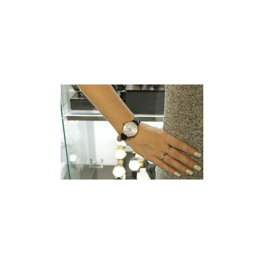 Наручные часы Adriatica A3177-1213Q женские кварцевые