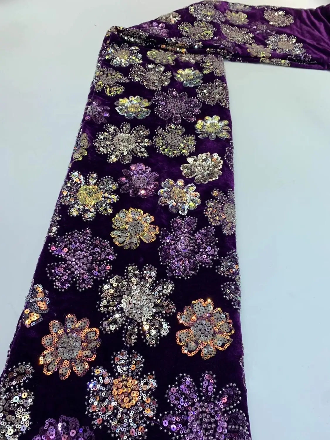 

Embroidered flannel sequined lace fabric 5 yards 2020 new French luxury lace fabric ZX-Rb852