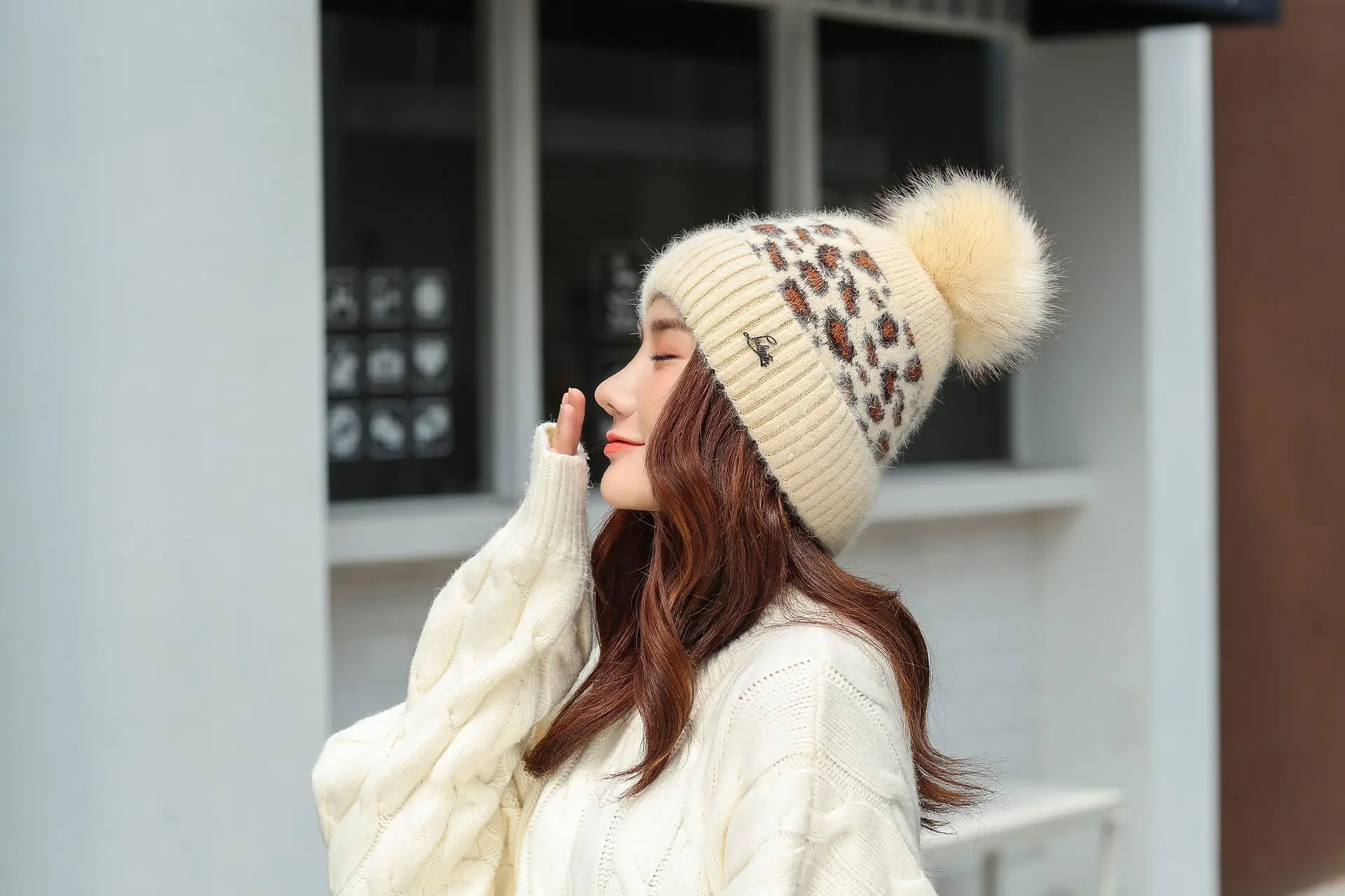 Women Beanies Pom Poms Rabbit Hat Beanie Knitted Skullies Fashion Caps Ladies Knit Cap Winter Hats For Women