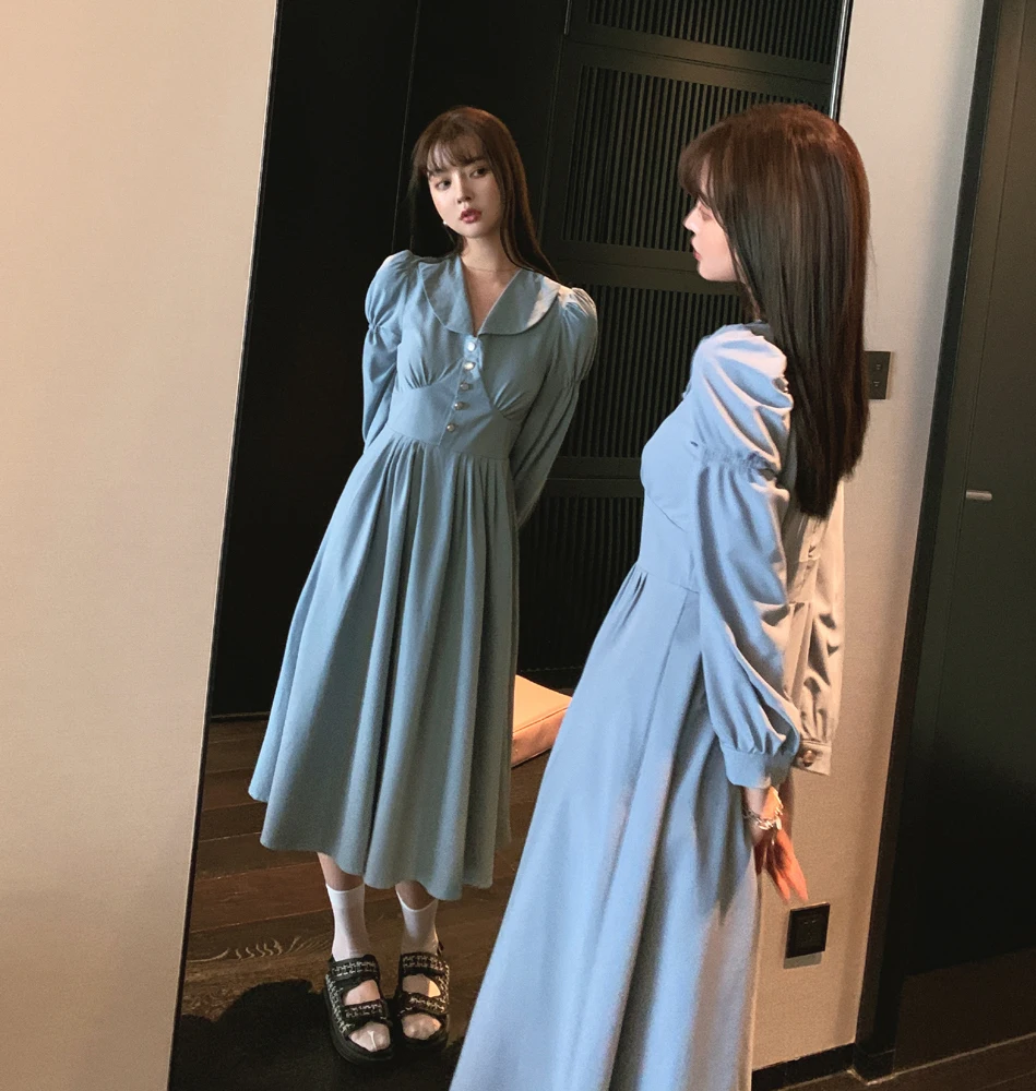 2020 autumn and winter fashion new retro dress Hepburn style French girl long sleeve gentle puff sleeve over the knee mid-length