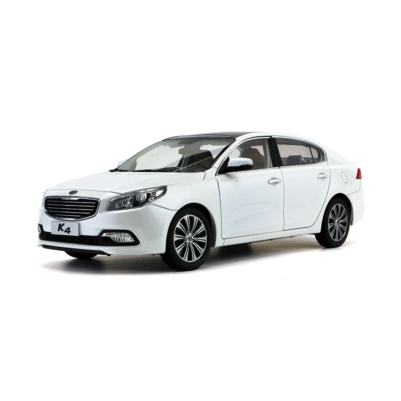 Модель автомобиля под давлением масштаб 1:18 Kia K4 2014 классическое купе