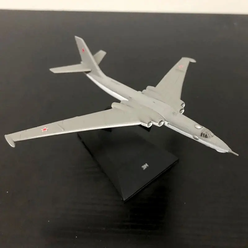 Russia M-4 Bison Strategic Bomber (18)