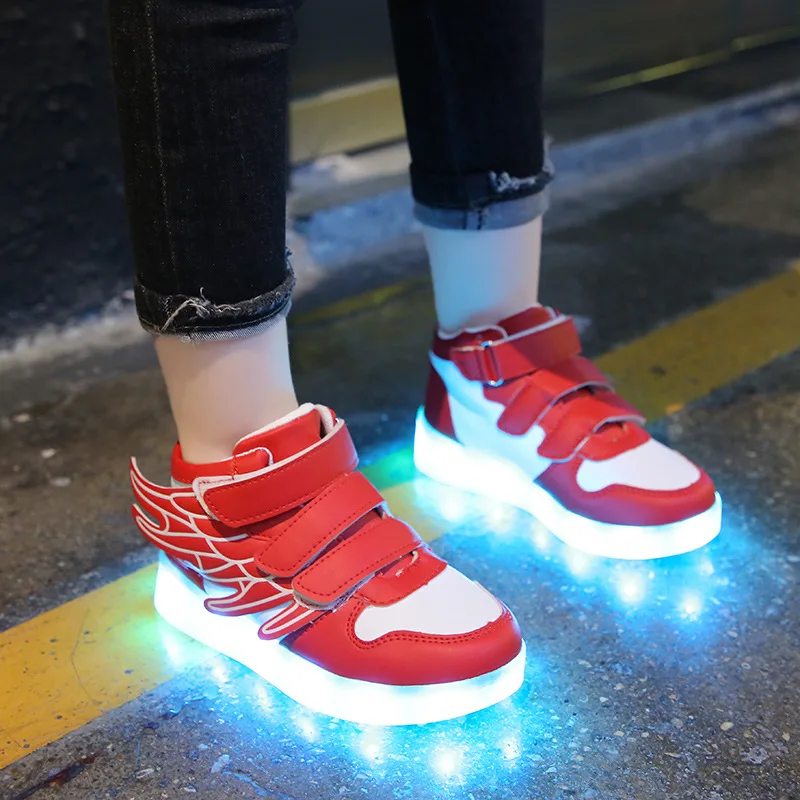 con luces LED para niños y zapatillas de deporte con alas brillantes con carga USB, tenis luminosos, talla 25-37 _ - Mobile