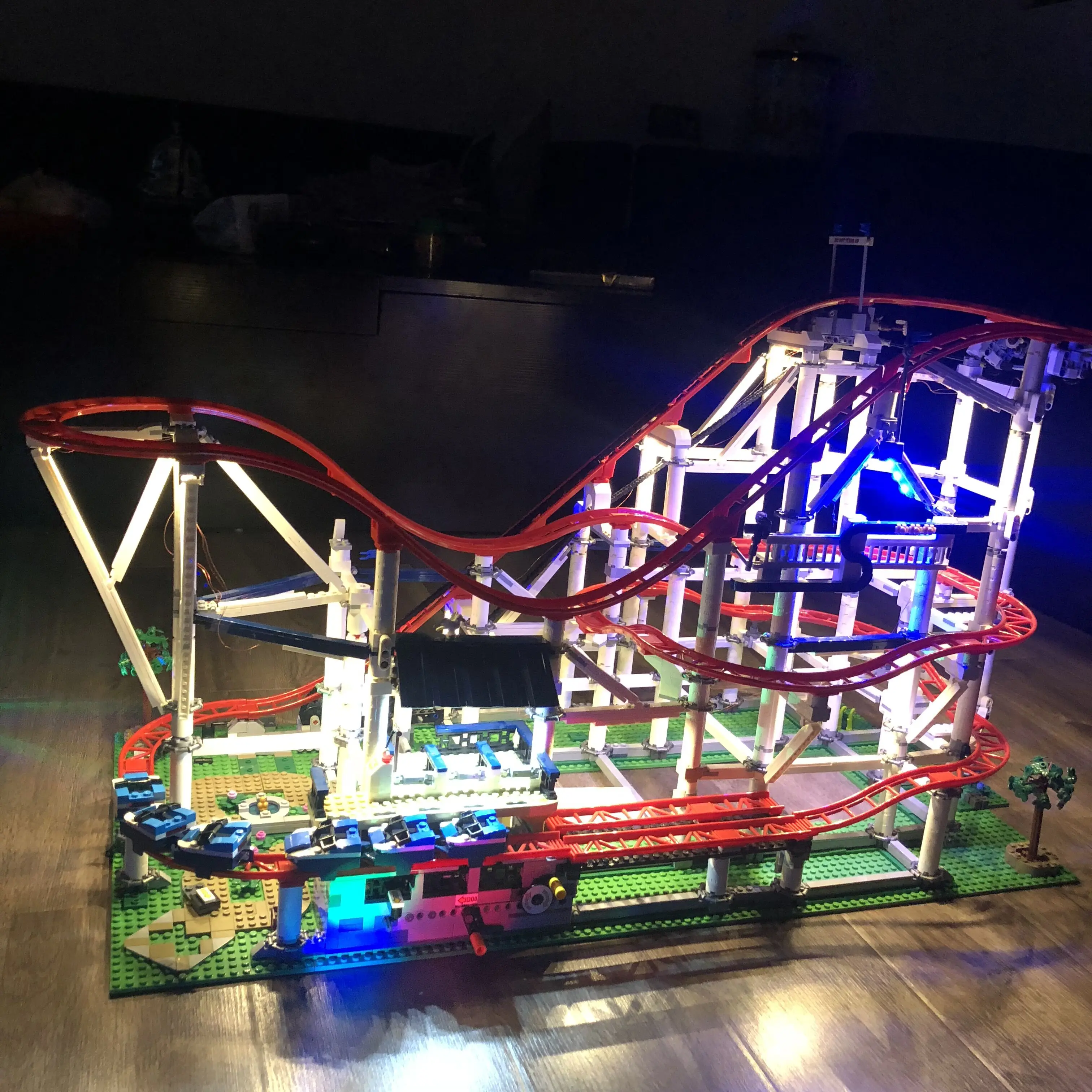 

Roller Coaster 15039 Creator Expert lepinbricks Compatible with legoset 10261 Building Blocks bricks Toys lepinblocks Gifts