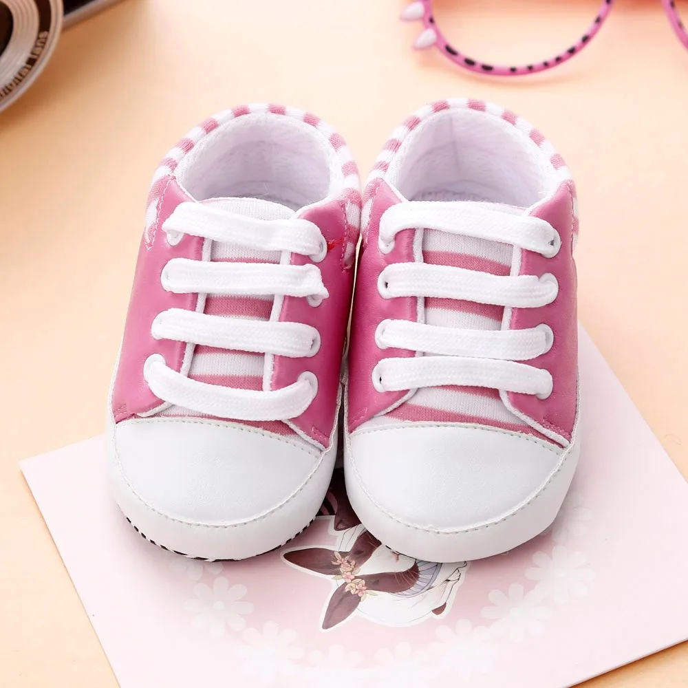 Обувь для новорожденных девочек; модная Милая Детская обувь; удобная мягкая подошва; нескользящие кроссовки; бандажная обувь; обувь для новорожденных