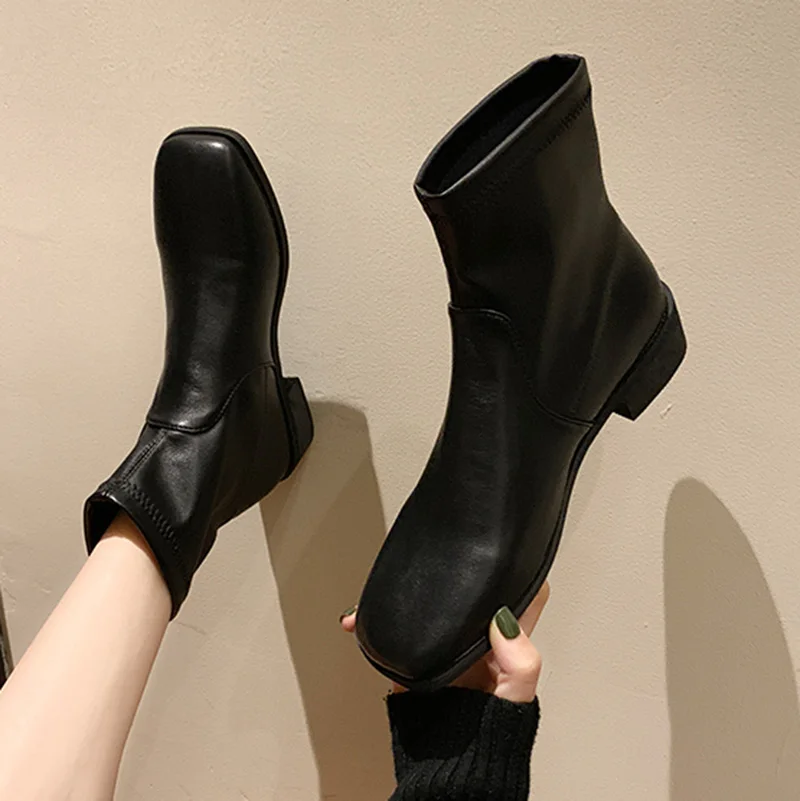 Брендовые однотонные короткие ботинки «Челси» с квадратным носком; bottes mujer; зимние Ботинки martin из эластичной кожи без застежки; Узкие ботильоны на массивном каблуке; обувь