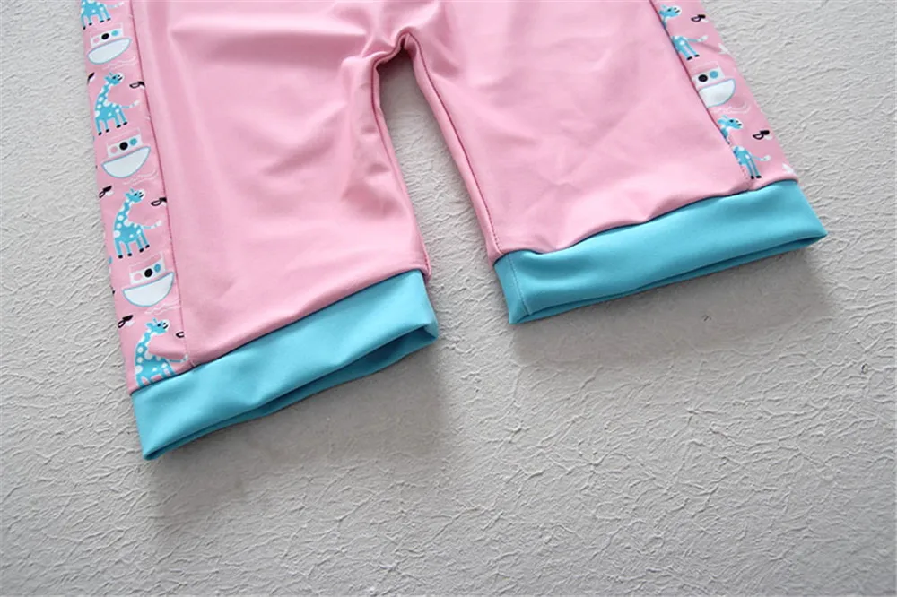 Розовый цельный купальный костюм с длинными рукавами и рисунком пони для детей, купальный костюм для малышей