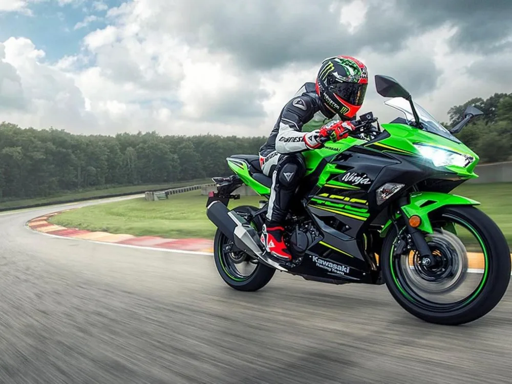 NINJA 400