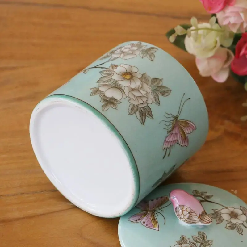 Exquisite Handpainted Porcelain Bird Lid Jar Home Decoration Candy Dental Floss Pick Bottle Cotton Bars Storage Container