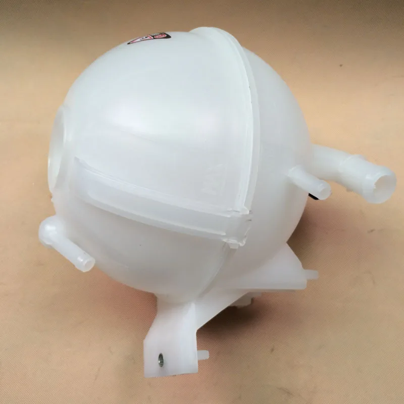 Expansion Tank 9065010503 For Mercedes Benz Sprinter W906 Antifreeze Cooling Auxiliary Kettle Radiator A9065010503 M271 OM651