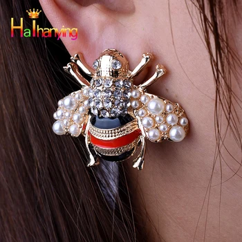 

New Fashion Women Earrings animal Bee stud earrin pearl Party wedding female jewelry Gold 2019 trend earrings Alloy unique like